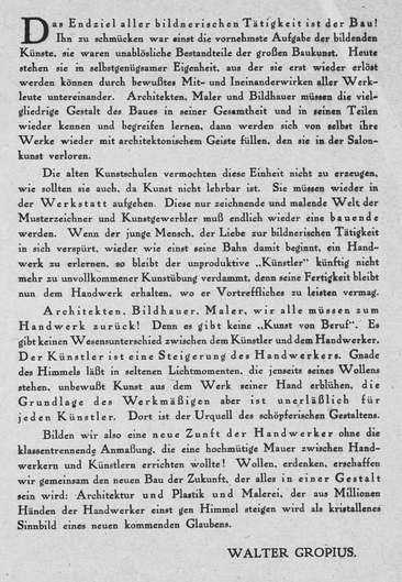 Gropius manifest Das Originaldokument. Die Typografie war noch sehr weit entfernt von allen handwerklichen Ansprüchen… The original printed version, not what we expect Bauhaus typography to look like…
